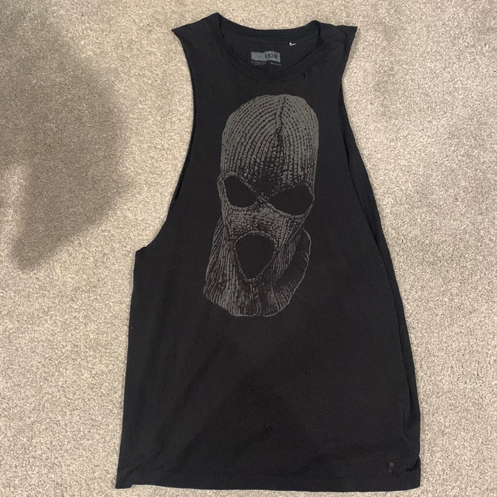 Sleeveless krew balaclava tee.